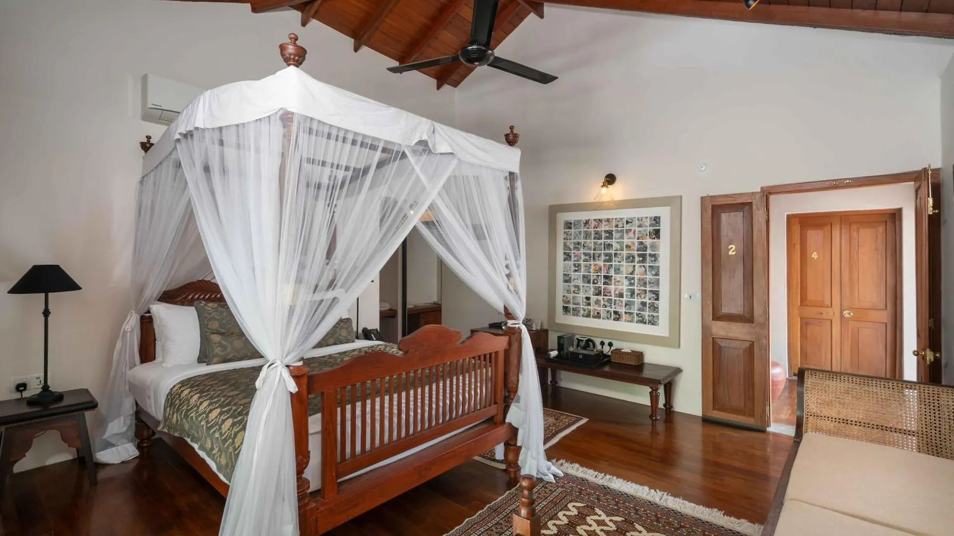Taru Villas Kandy 5*,