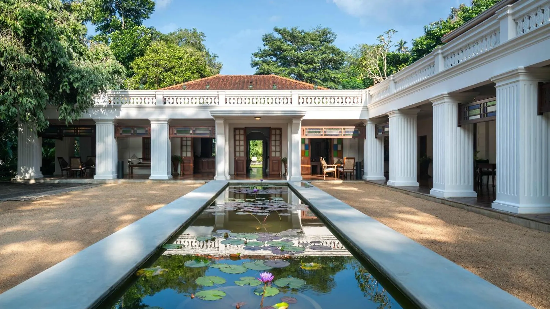 ***** Hotel Taru Villas Kandy Sri Lanka
